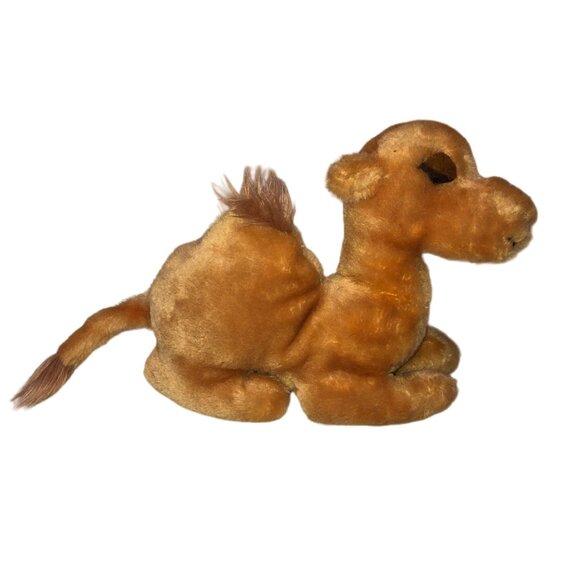 Vtg Omar the Camel Dakin Stuffed Animal 1978 Tan Single Hump Nut Shells 7"L - Picture 2 of 5